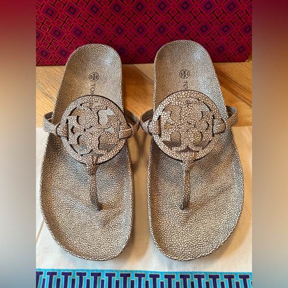 Tory Burch Miller Cloud Stingray Printed Leather Sandals - Picture 4 of 10